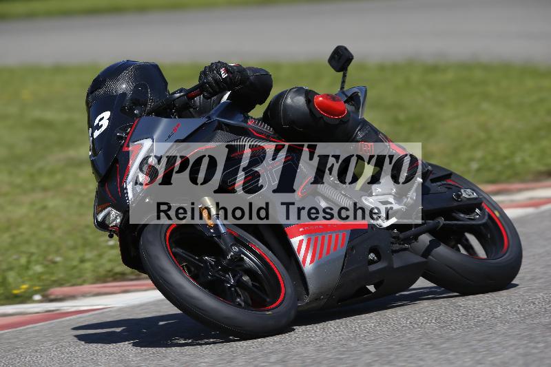 /Archiv-2024/29 12.06.2024 MOTO.CH Track Day ADR/Gruppe gelb/33